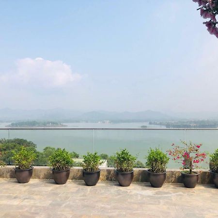 Lakeside Dailai Hotel Phuc Yen Exterior photo